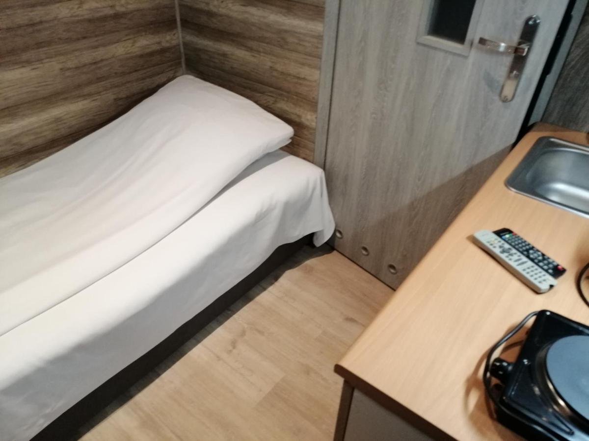 Pokoje Goscinne Polo Częstochowa Exteriör bild